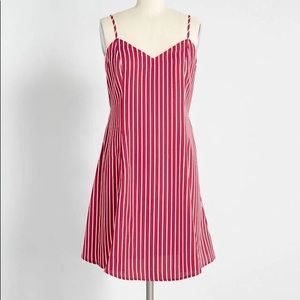 NWT ModCloth Floating on Cloud Nineties Dress